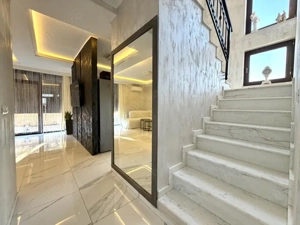 Duplex lux, 5 camere, 104 mp utili, 207 mp teren - Dumbravita 