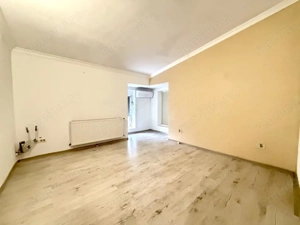 Spatiu comercial de vanzare, 81 mp utili, locatie buna - Dumbravita - imagine 3