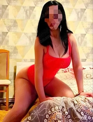 Bună  sunt o brunetă focoasă,cu pofta de Fantezi ,fac și party ,servici totale Pentru prima in Buzau - imagine 1