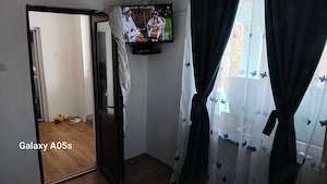 Casa batraneasca de vanzare