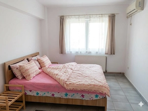 Oportunitate!  2 camere, ultracentral Bd.Traian, decomandat, 65000 euro - imagine 3