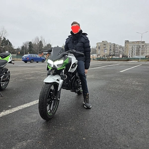 kavasaki 125 electric se conduce cu B - imagine 3