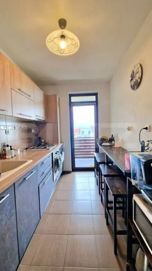 Apartament cu 3 camere, 60 mp, parcare cu CF, balcon, Sub Cetate - imagine 11