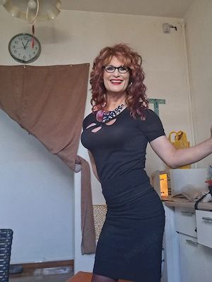 doamna matura 44ani cu 62kg sâni Nr 4 dețin jucării   - imagine 2