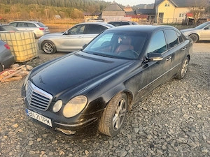 Vând întreg pentru dezmembrat W211 2009 e280 4matic - imagine 4