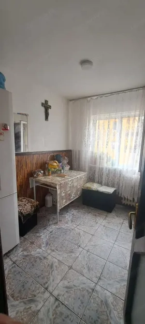 Apartament 3 Camere, 38mp, zona Piata Valea Rosie