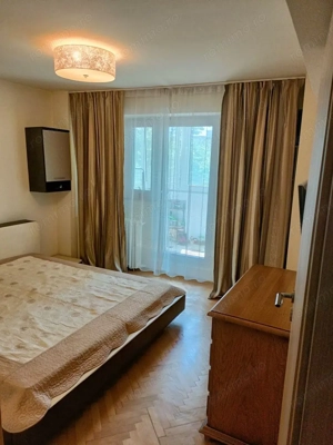 Apartament 3 camere de vanzare , et.2, 70 mp, renovat, zona Panduri