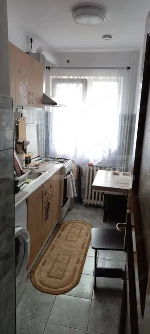 Apartament 2 camere, 40 mp, semidecomandat, etaj intermediar, zona Universității - imagine 7