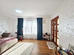 Casa cu utilitati finisata si mobilata la pret de apartament - imagine 2