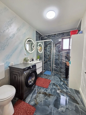 Casa cu utilitati finisata si mobilata la pret de apartament - imagine 7