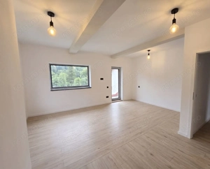 Apartament cu 4 camere 125 mp (4 garsoniere) la cheie + 60 mp pod - Busteni