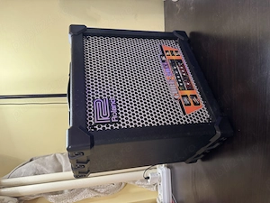Amplificator chitară 24w Roland Cube 20XL