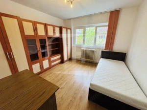 Apartament 2 camere, decomandat, etaj 1, cartier Intre Lacuri - imagine 3