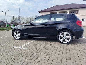 Vând bmw seria 1 din 2010 motor 2.0 dizel122cp foarte economic  - imagine 4