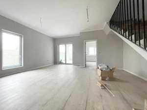 Duplex separat prin CT 4 camere - toate utilitatile - Mosnita Veche - imagine 3