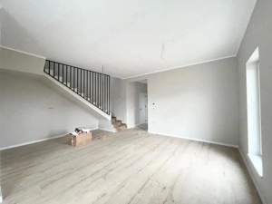 Duplex separat prin CT 4 camere - toate utilitatile - Mosnita Veche - imagine 2