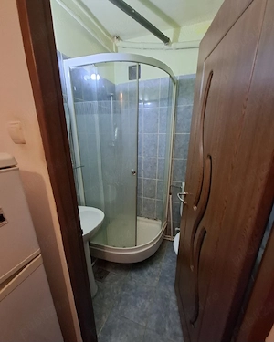 Garsonieră Tatarasi str.Eternitare bloc de apartamente  - imagine 5