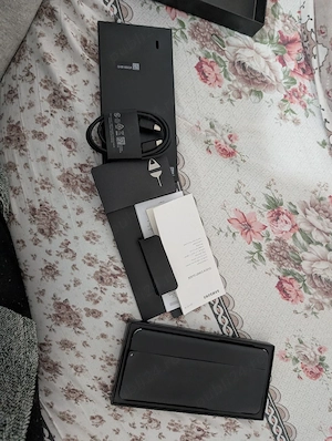 Samsung Galaxy Z Flip 5 512GB   Ca NOU, Full Box, Activat recent - imagine 4