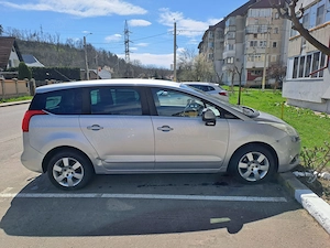 Vand Peugeot 5008 - imagine 4