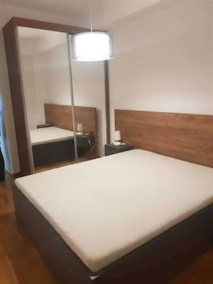 Garsoniera de inchiriat in zona Panduri