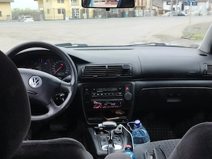 vand,w.pasat  1100,de euro nego. cutie automata 1.6.benzina .an 98 an stare perfecta de funcționare  - imagine 3