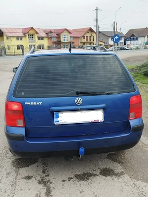 vand,w.pasat  1100,de euro nego. cutie automata 1.6.benzina .an 98 an stare perfecta de funcționare  - imagine 5