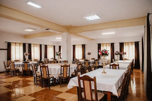 Vand pensiune functionala pe via Transapuseana - imagine 4