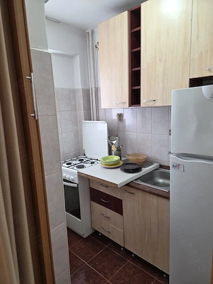 Direct proprietar.Garsoniera 31mp, Dristor Ramnicu Sarat, 9din10, an1979 - imagine 4