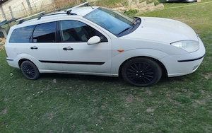 Vând ford-focus 2004  - imagine 4