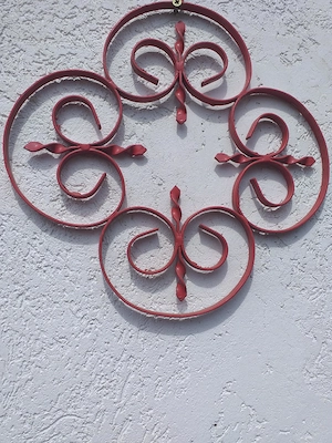 Vând floare din fier forjat.