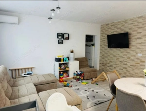 Apartament 3 camere, parcare, zona Vivo - imagine 3