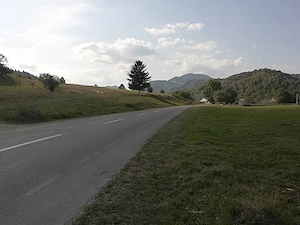 Zarnesti - Plaiul Foii, 4880 mp teren intravilan. - imagine 3