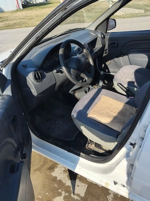 Vand dacia logan break - imagine 5