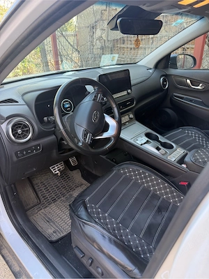 Hyundai Kona Electric Luxury 64 kw - imagine 4