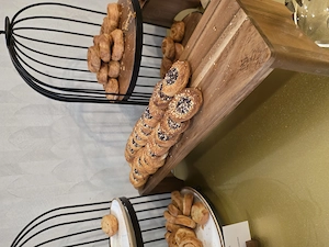 Comanda ceva bun. Deserturi, checuri pandispan, cuocolata, briose,gustari sarate, si multe alte bune - imagine 4