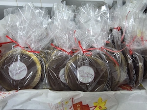 Comanda ceva bun. Deserturi, checuri pandispan, cuocolata, briose,gustari sarate, si multe alte bune - imagine 3