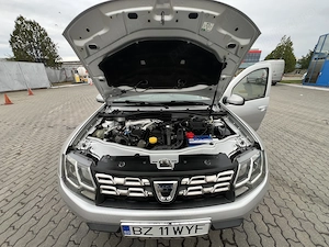 DACIA Duster 1.5 dci 4X2 Cutie Automata - imagine 9