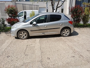 De vanzare - imagine 3