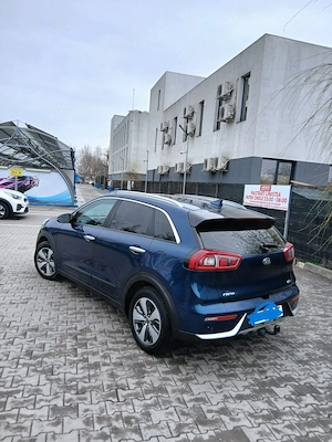 Kia Niro Hybrid - imagine 4