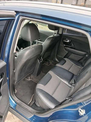 Kia Niro Hybrid - imagine 3