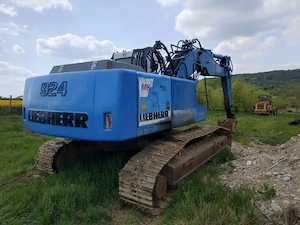 Excavator Liebher R924 - imagine 9