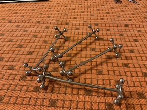 Suporți tacâmuri Atomium