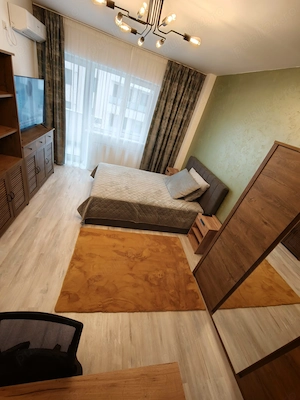 PF inchiriez apartament 1 camera Podul Ros amenajat lux