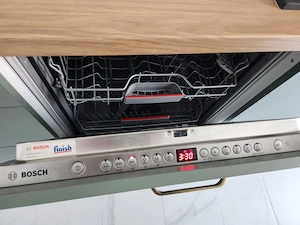 PF inchiriez apartament 1 camera Podul Ros amenajat lux - imagine 5