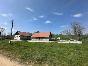 INTRAVILAN in loc Radmanesti si un CADOU