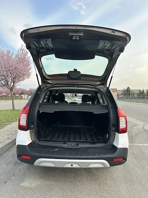 Vand Dacia Logan MCV Stepway 2019 - imagine 4