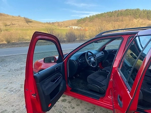 Vw Golf- Break . Vând Golf break  Diesel, 1,9 TDI, an fabricatie 2004, cu dotări.  - imagine 2