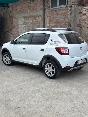 vand sau schimb Dacia Sandero Stepway GPL - imagine 4