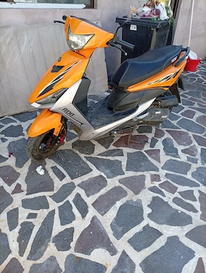 vand scuter pe benzina cu ulei combinat  - imagine 5