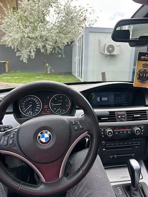 BMW Seria 3 320d 177cp Automat - imagine 2